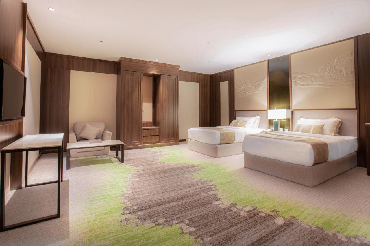 Azar Hotel Ahad Rafidah Exteriör bild