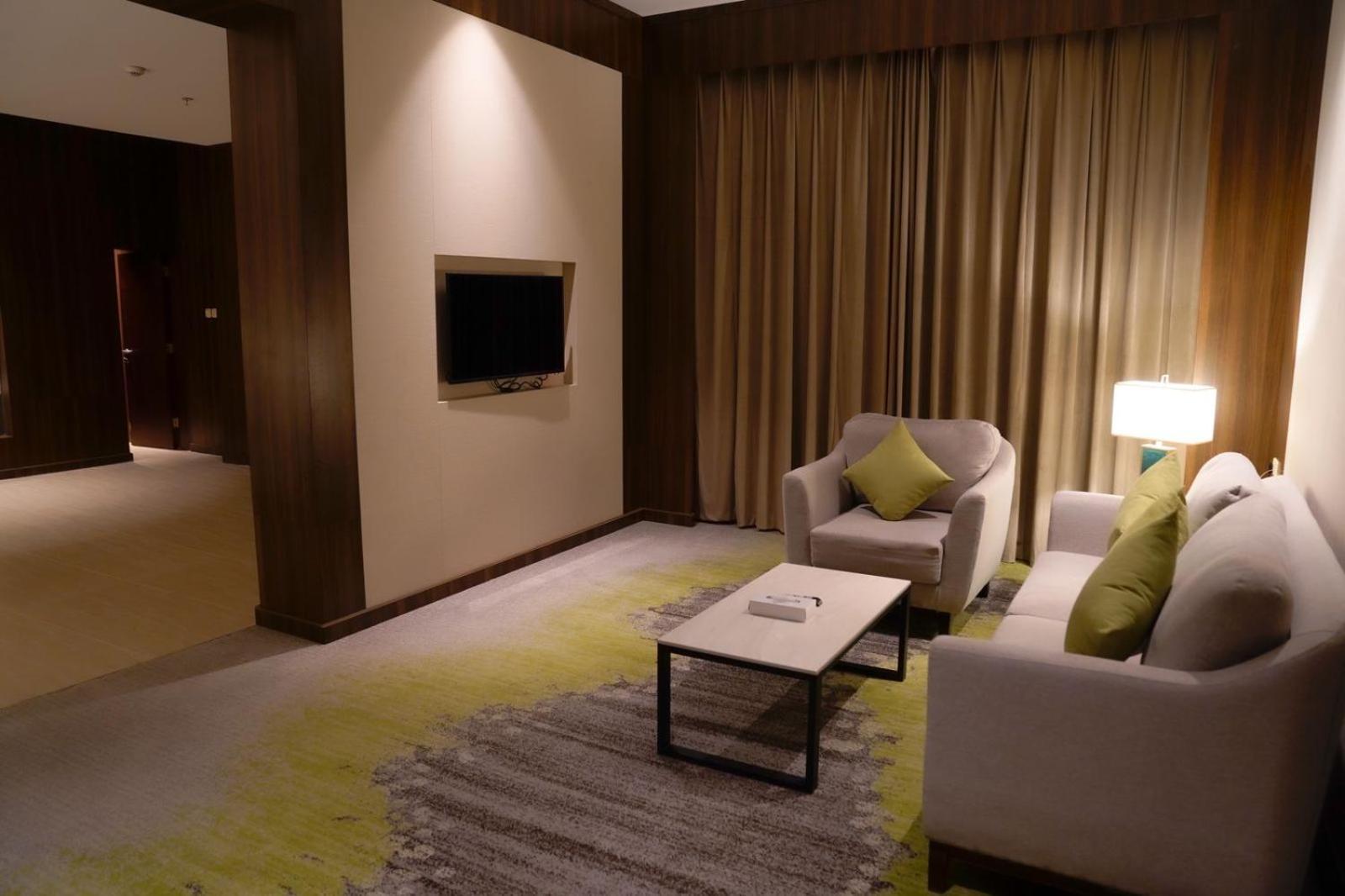 Azar Hotel Ahad Rafidah Exteriör bild