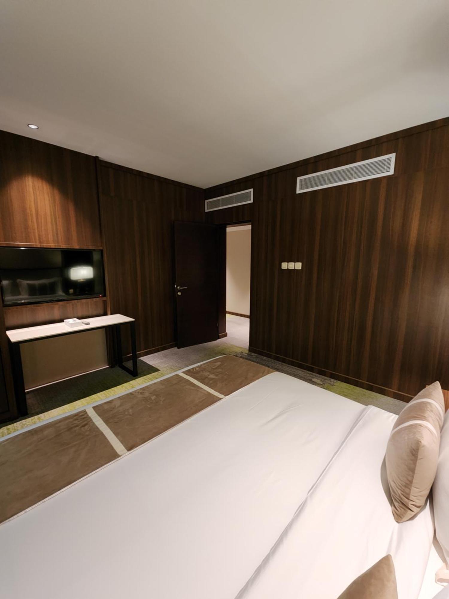 Azar Hotel Ahad Rafidah Exteriör bild