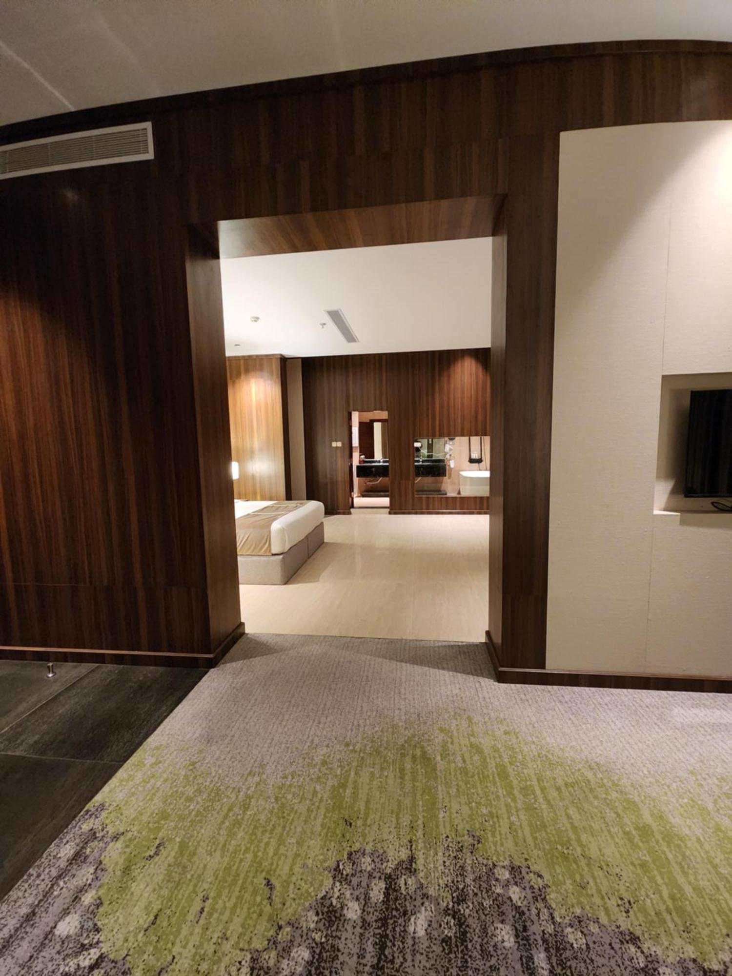 Azar Hotel Ahad Rafidah Exteriör bild